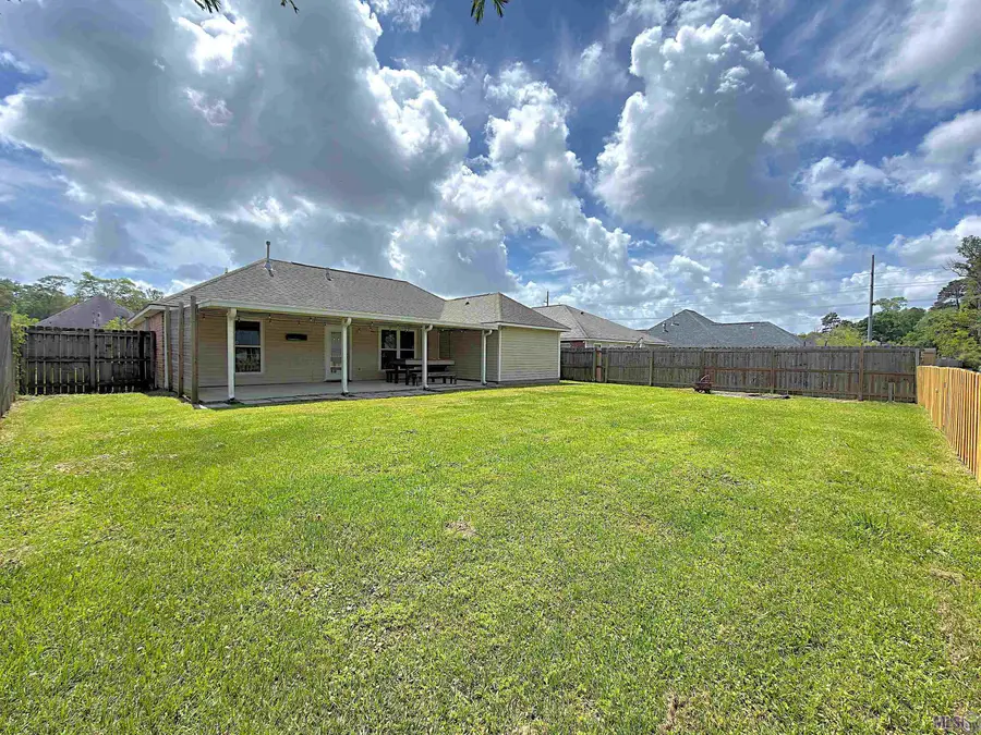 23765 Southpoint Dr, Denham Springs, LA 70726 - #2