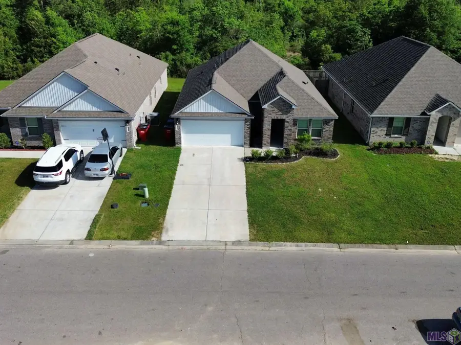 8311 Rosemary Ave, Denham Springs, LA 70726 - #2
