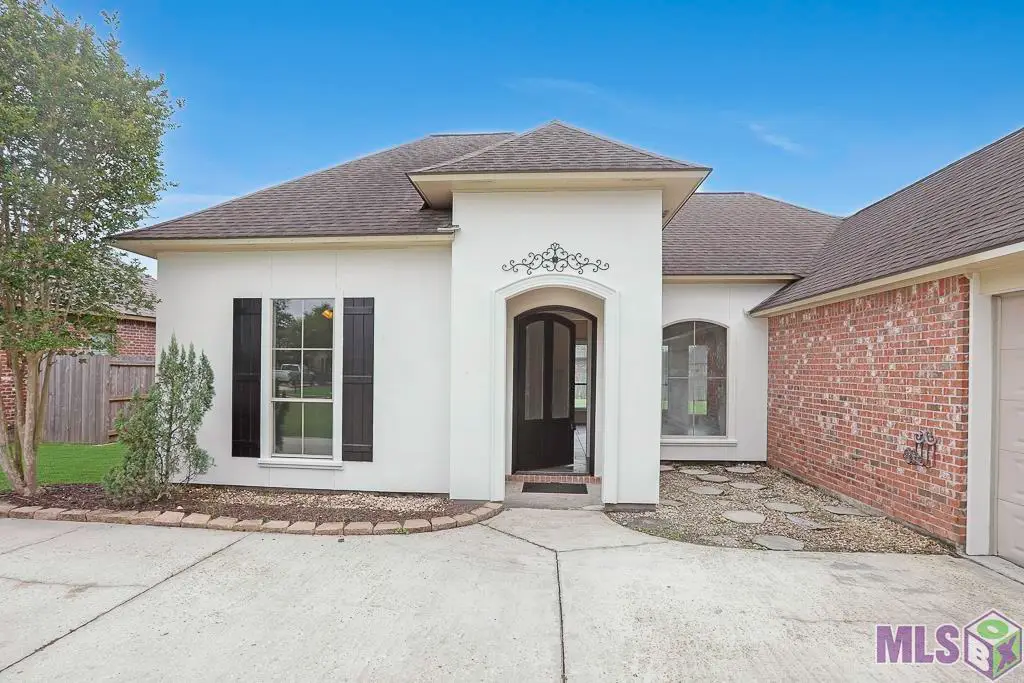 14084 Deep Creek Dr, Gonzales, LA 70737 - #1
