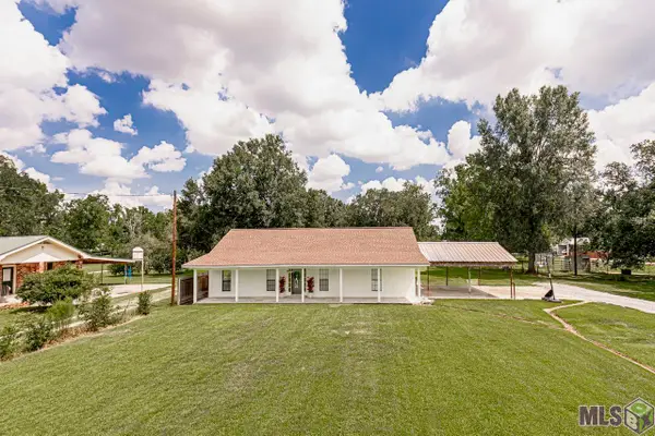 40444 Black Bayou Ext, Gonzales, LA 70737