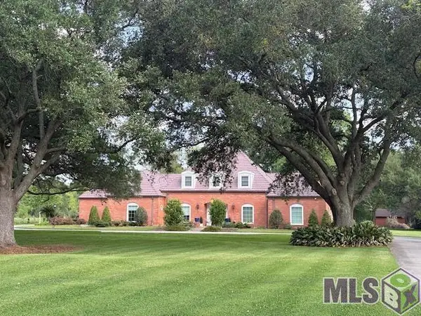 62480 Belleview Rd, Plaquemine, LA 70764