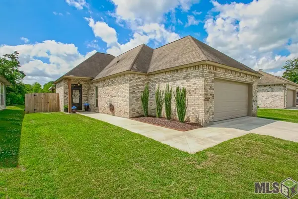 7758 Amite Springs Dr, Denham Springs, LA 70706
