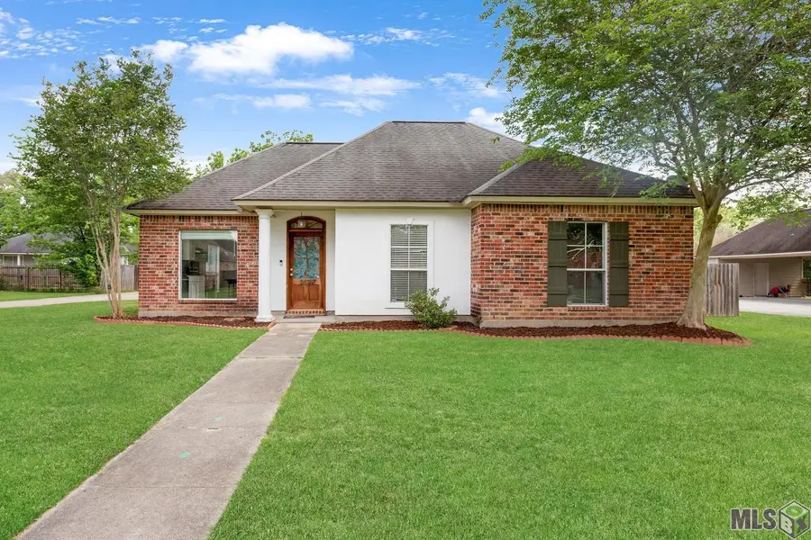 9421 Worthington Lake Ave, Baton Rouge, LA 70810 - #2