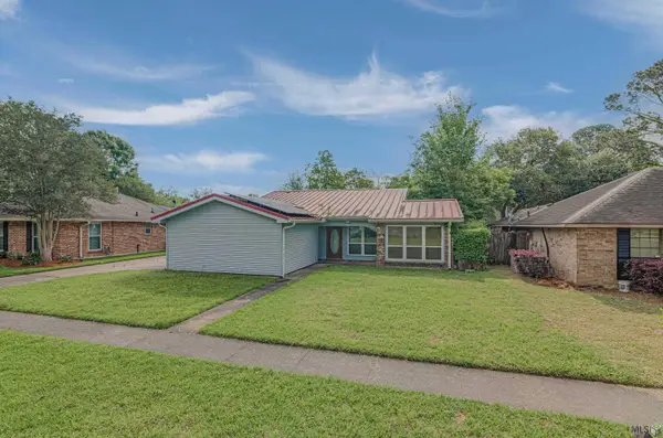 1124 Woodhue Dr, Baton Rouge, LA 70810