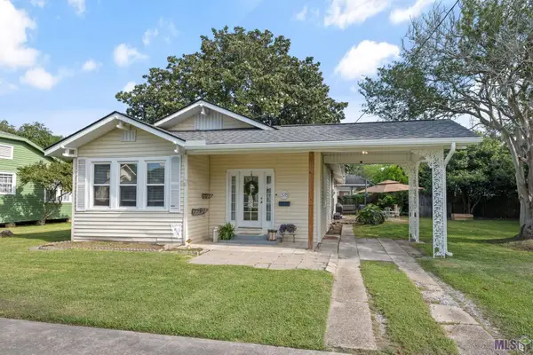 378 Courthouse St, Port Allen, LA 70767