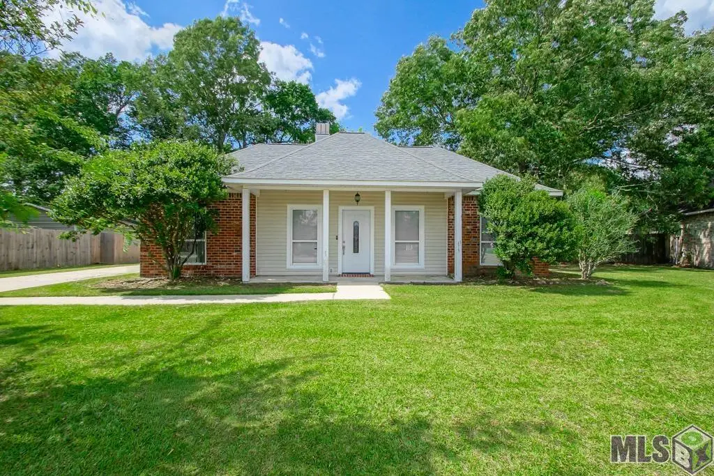 32553 Magnolia Ct, Denham Springs, LA 70706 - #1