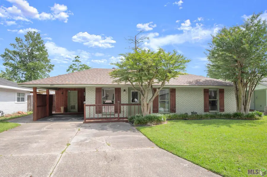 109 Pinoak St, Denham Springs, LA 70726 - #3