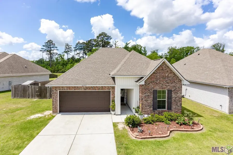 28315 Natchez Trace, Denham Springs, LA 70726 - #3