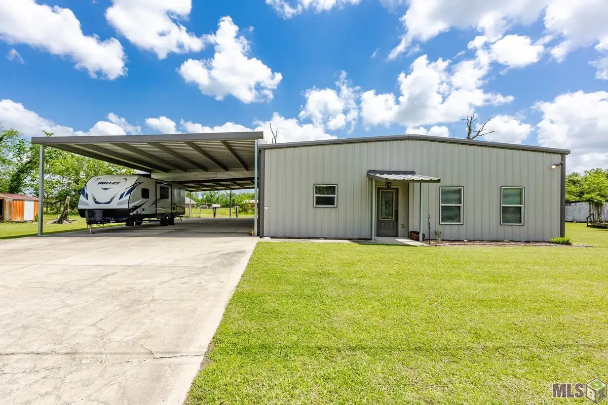 13464 Bourgeois Rd, Gonzales, LA 70737 - #1
