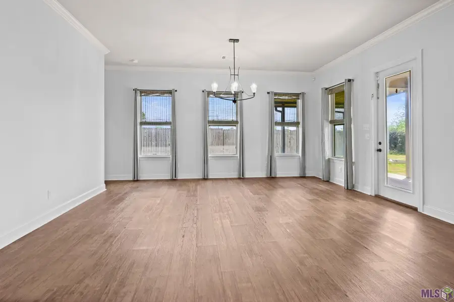 16352 Anna Belle Dr, Prairieville, LA 70737 - #2