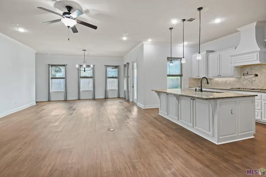 16352 Anna Belle Dr, Prairieville, LA 70737 - #3