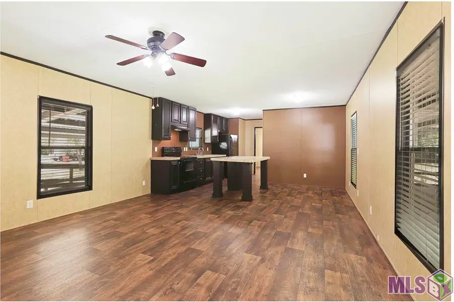 44222 Trabeaux St, Sorrento, LA 70778 - #2