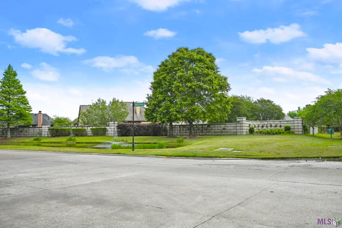 Somerset Hills Ct, Denham Springs, LA 70726 - #1