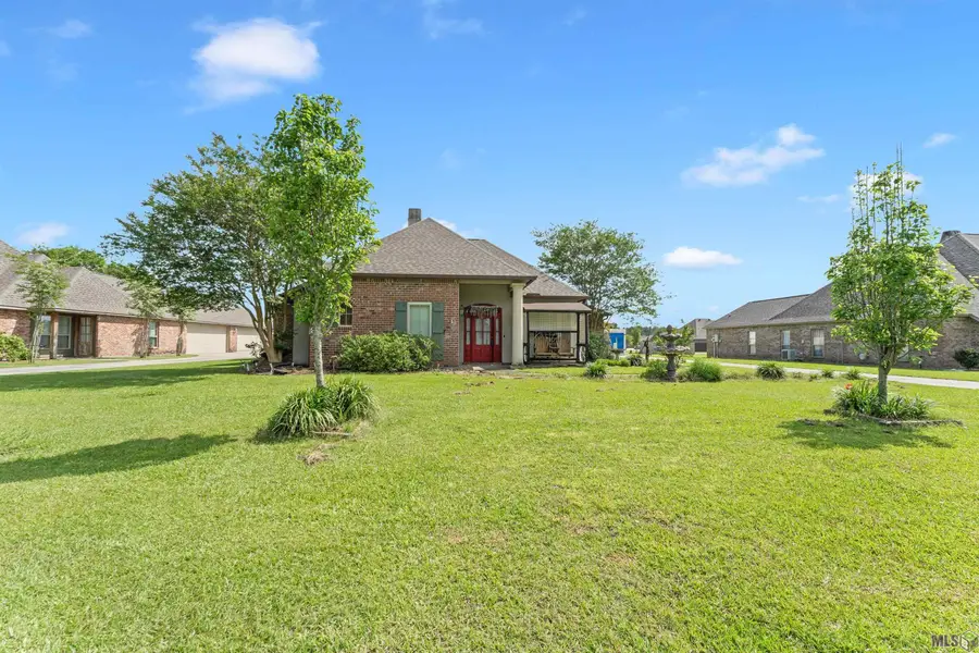 10064 Garden Oaks Ave, Denham Springs, LA 70706 - #2