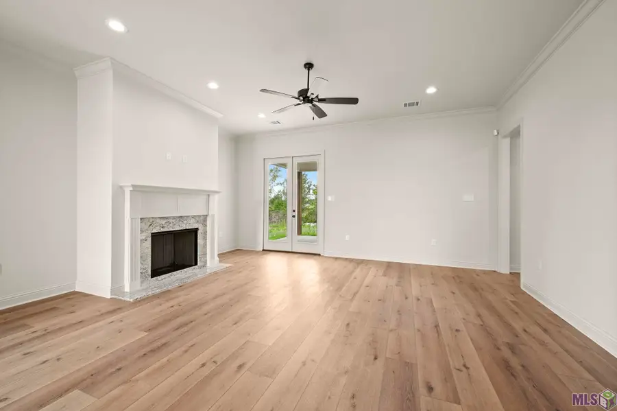 3319 Creekmere Ln, Baton Rouge, LA 70810 - #3