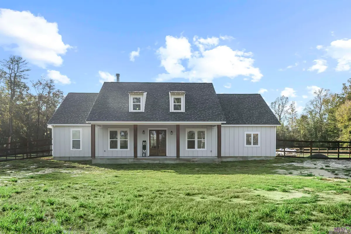 15370 Milldale Rd, Zachary, LA 70791 - #1