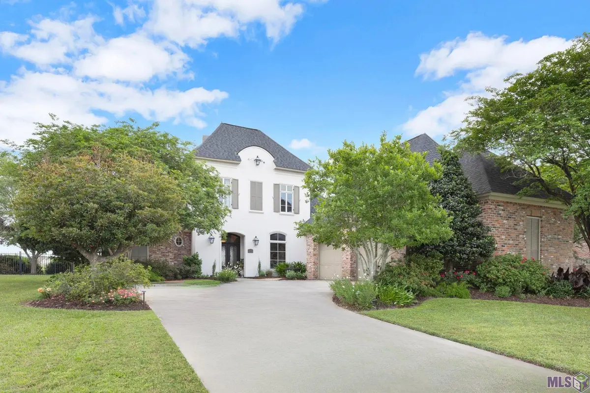 2219 S Turnberry Ave, Zachary, LA 70791 - #1