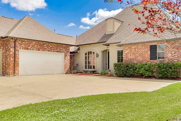 13720 Quail Grove Ave, Baton Rouge, LA 70809