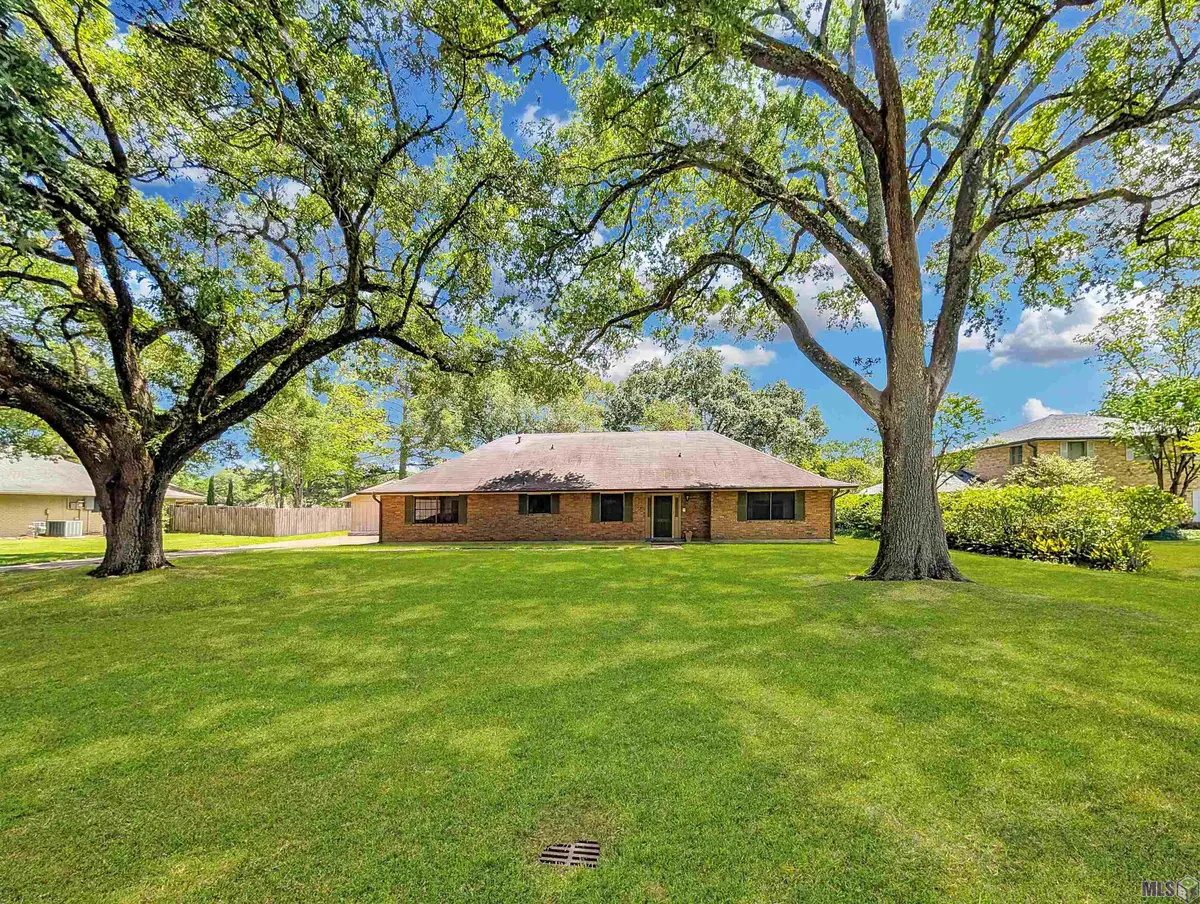 6526 Martin Dr, Zachary, LA 70791 - #1