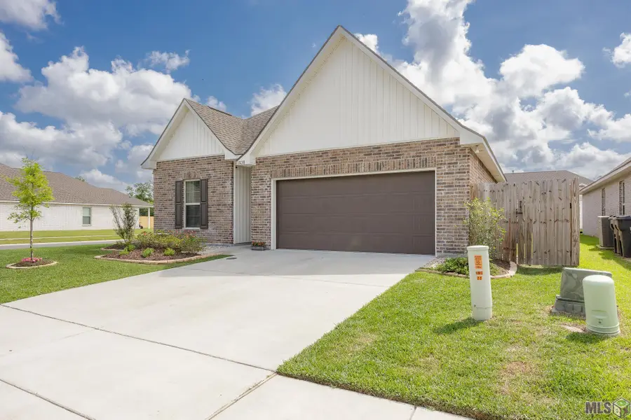 13138 Ducks Landing St, Gonzales, LA 70737 - #3