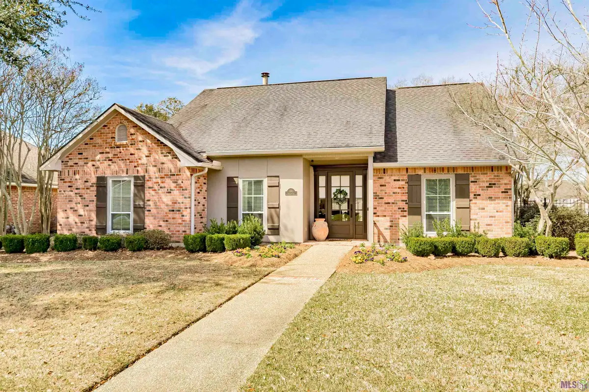 5942 Shakespeare Dr, Baton Rouge, LA 70817 - #1