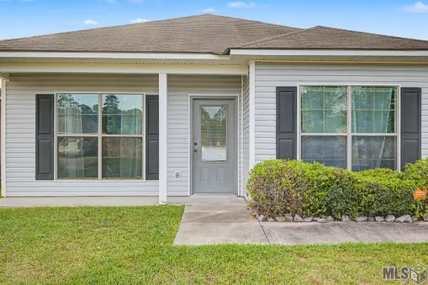 32453 Lake Pointe Blvd, Denham Springs, LA 70726