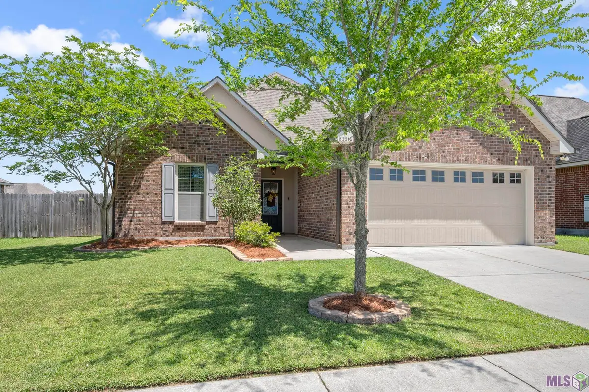 18334 Crows Nest Dr, Prairieville, LA 70769 - #1