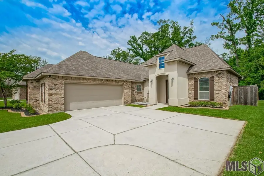 39237 Majestic Wood Ave, Gonzales, LA 70737 - #2