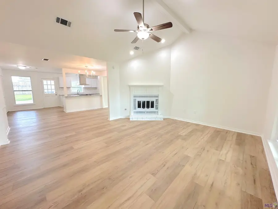 2127 Elkwood Dr, Baton Rouge, LA 70816 - #2