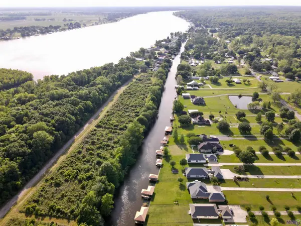 5687 Island Rd, Jarreau, LA 70749