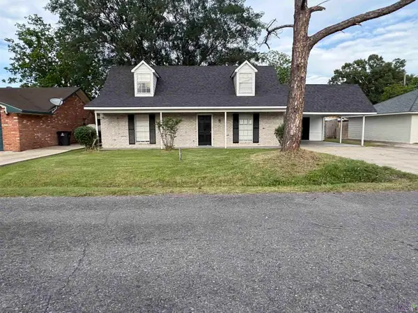 251 Myrtle Grove Dr, Donaldsonville, LA 70346