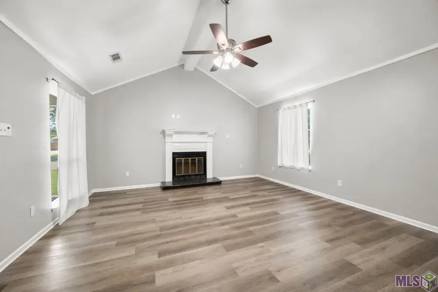 1503 Weeping Willow Dr, Denham Springs, LA 70726 - #3