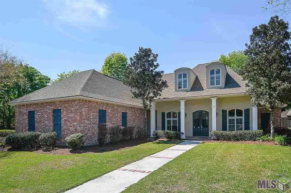 3130 Plantation Key Dr, Baton Rouge, LA 70816