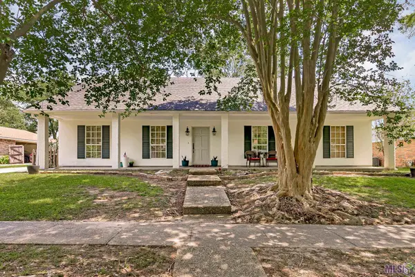 1324 Chippenham Dr, Baton Rouge, LA 70808