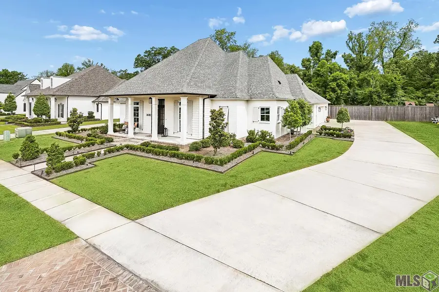 36382 Westin Ridge Dr, Geismar, LA 70734 - #2