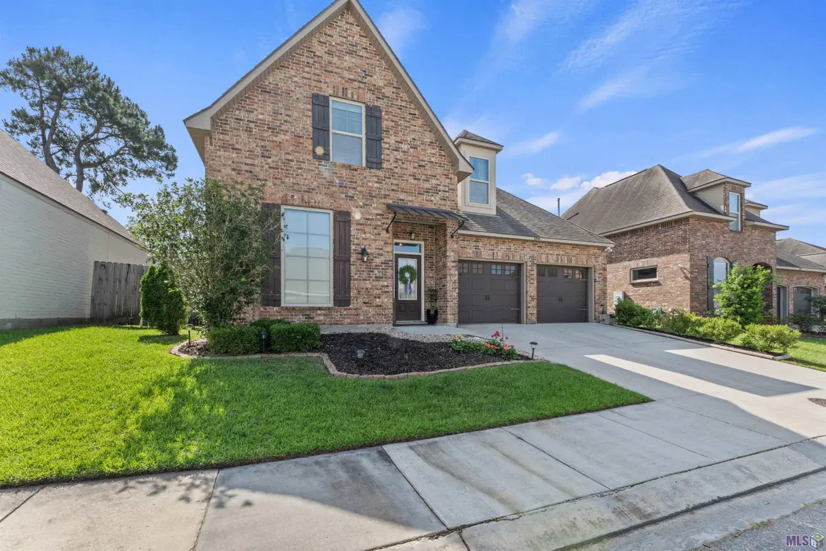 6944 Myrtle Bluff Dr, Baton Rouge, LA 70810 - #1