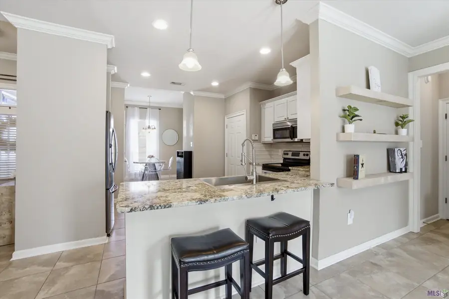 6424 Cameren Oaks Dr, Baton Rouge, LA 70817 - #3