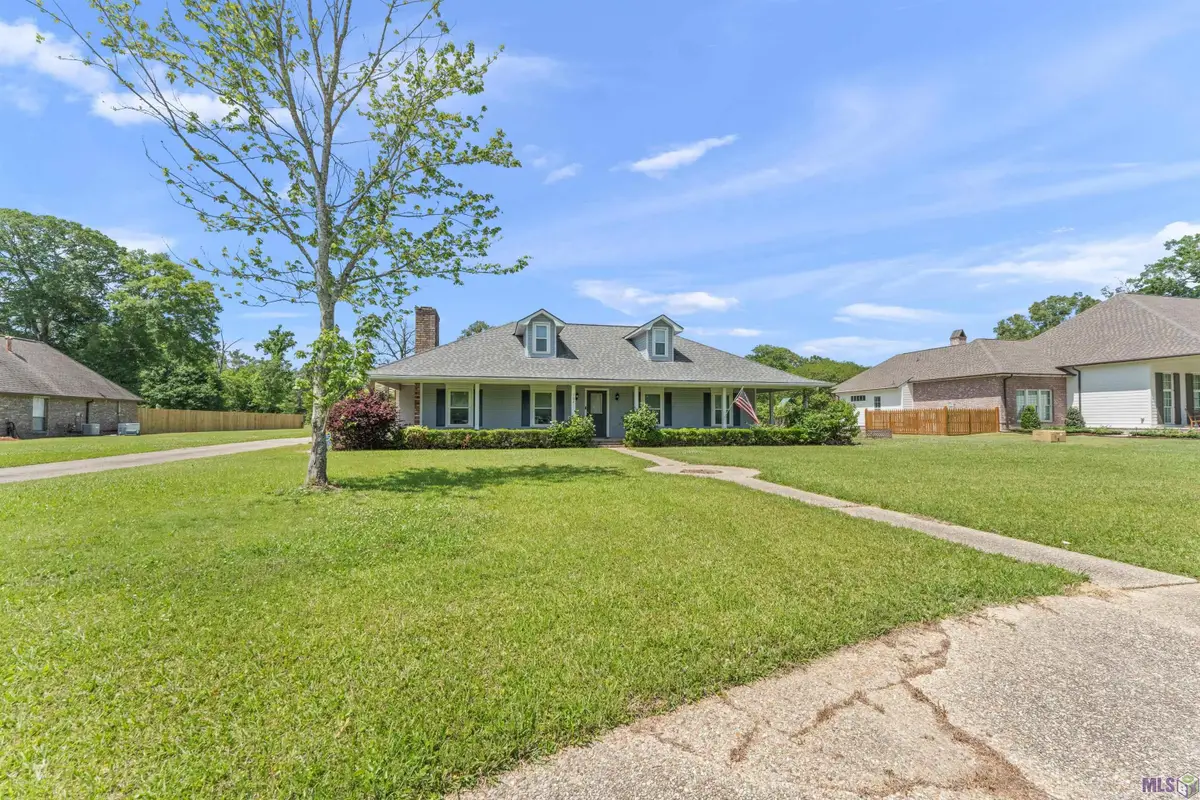 7021 Bryce Canyon Dr, Central, LA 70739 - #1