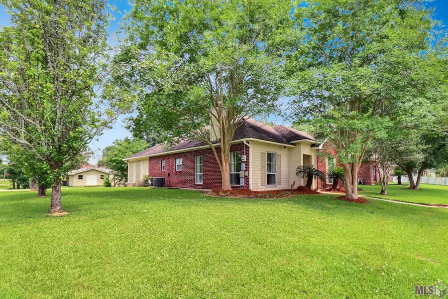 15441 Leverde Ave, Old Jefferson, LA 70817 - #2