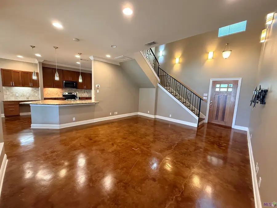 8000 Stonelake Village Ave #405, Baton Rouge, LA 70820 - #2
