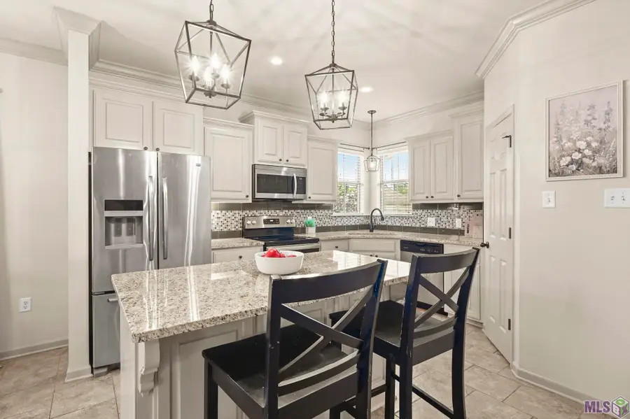 38513 East Court, Prairieville, LA 70769 - #2