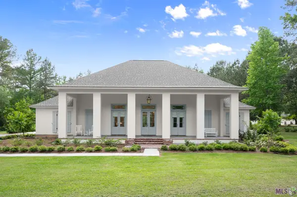 10108 Longleaf Ln, St. Francisville, LA 70775