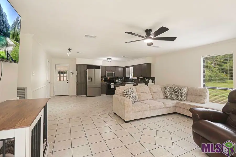 29901 Magnolia Dr, Walker, LA 70785 - #3