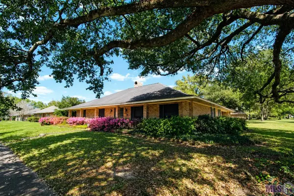 983 Hedgewood Dr, Baton Rouge, LA 70815