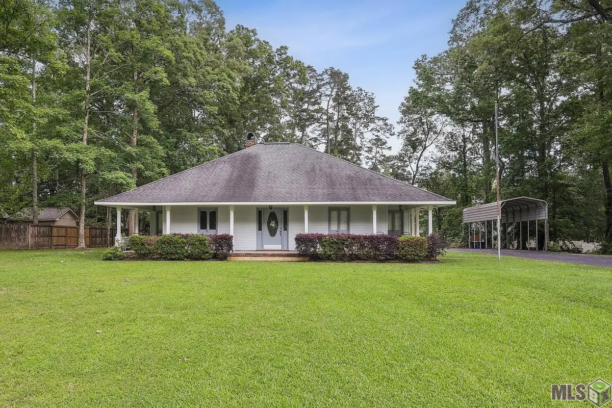 15522 Chanove Ave, Greenwell Springs, LA 70739 - #1