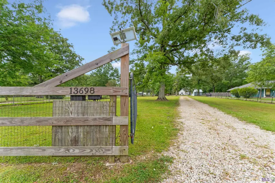 13698 Hammack Rd, Denham Springs, LA 70726 - #2
