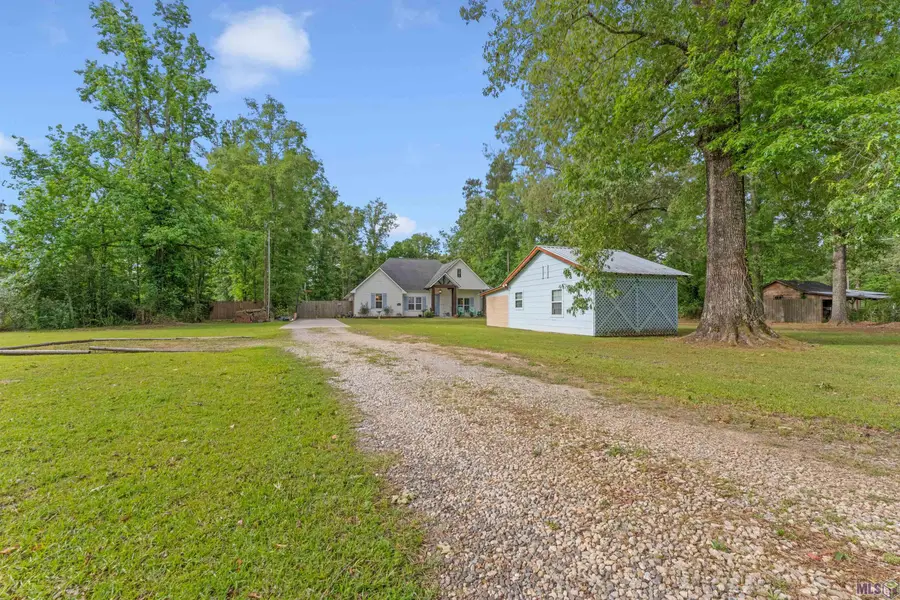 13698 Hammack Rd, Denham Springs, LA 70726 - #3