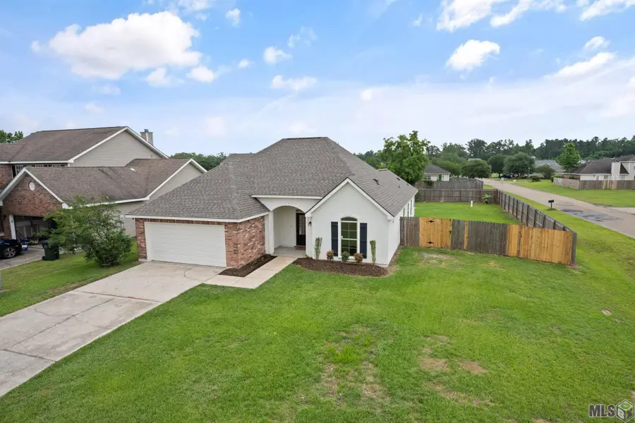 41332 Cherry Hill Avenue, Prairieville, LA 70769 - #2