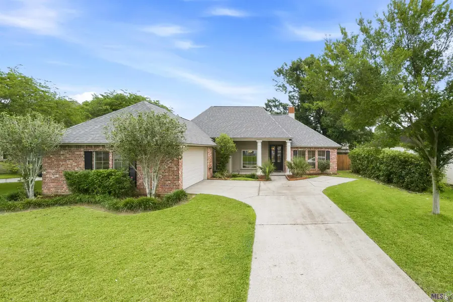 13088 Dutchtown Lakes Dr, Geismar, LA 70734 - #2