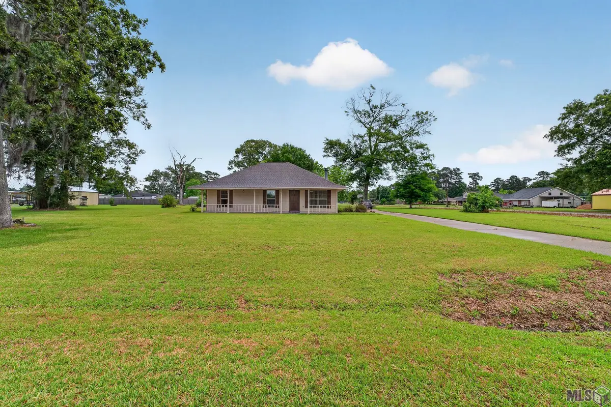 16236 Paula St, Prairieville, LA 70769 - #1